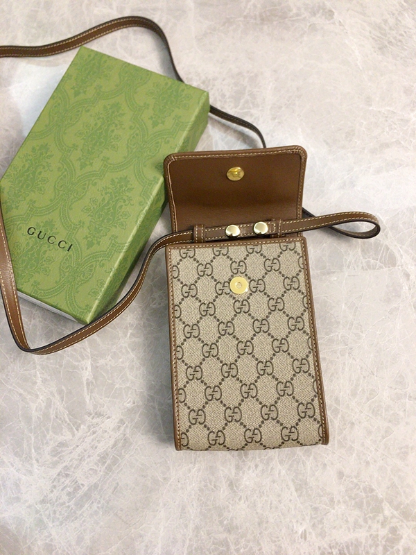 グッチバッグ内部構造